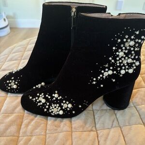 Zara Velvet Embellished Pearl Rhinestone Quiet Luxury Zip Up Ankle Boot Size 39